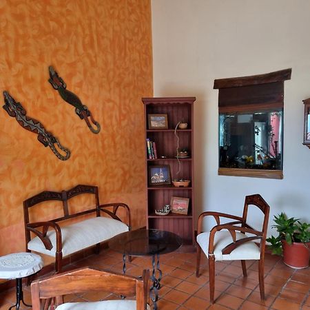 Hostal Las Rosas ซัลตา ภายนอก รูปภาพ