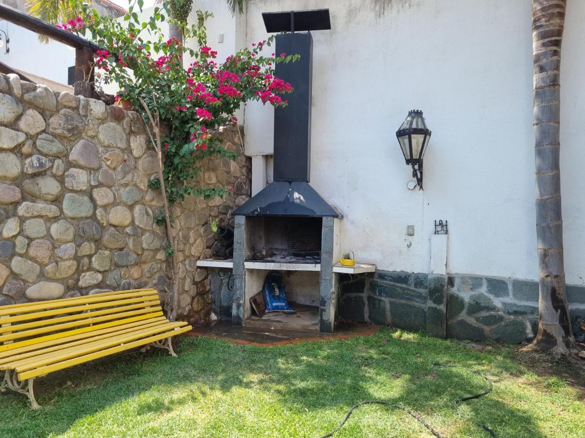 Hostal Las Rosas ซัลตา ภายนอก รูปภาพ