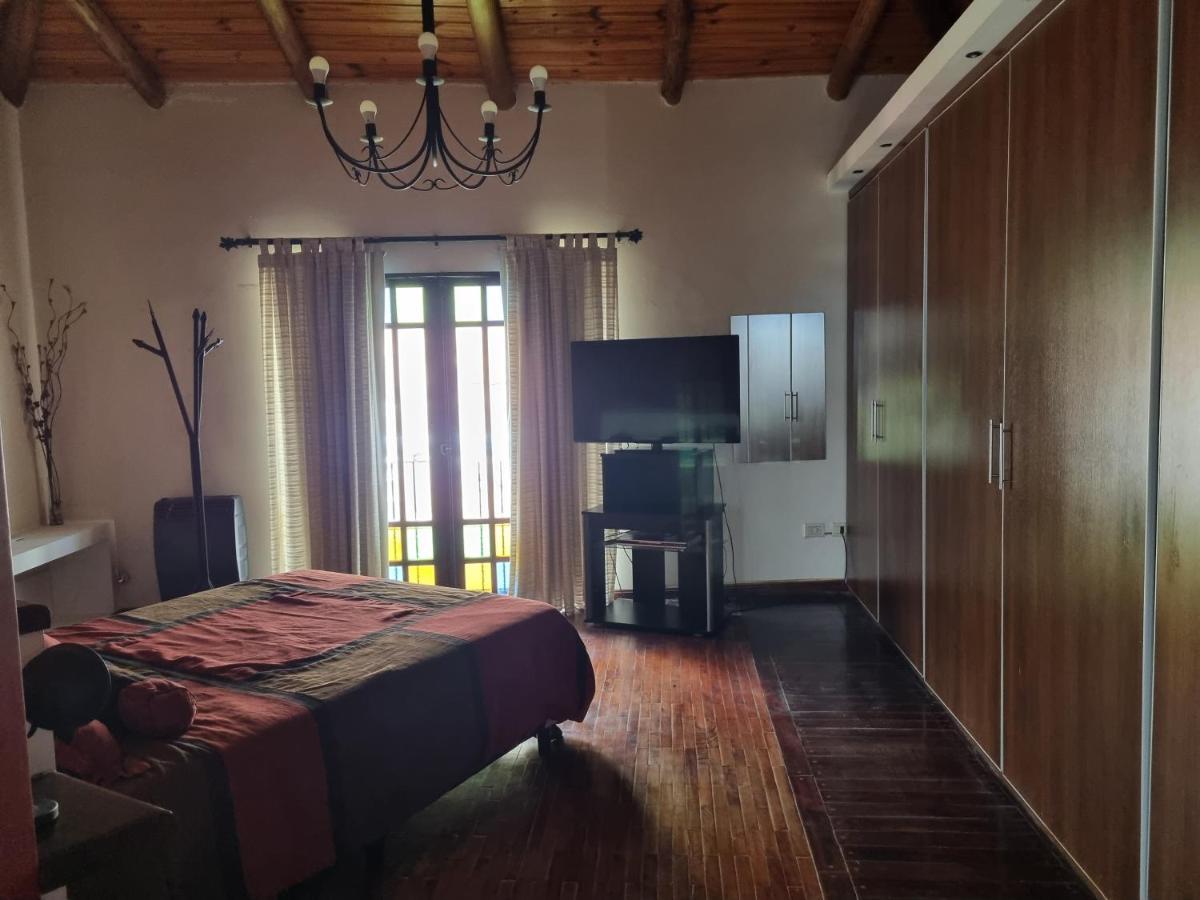Hostal Las Rosas ซัลตา ภายนอก รูปภาพ